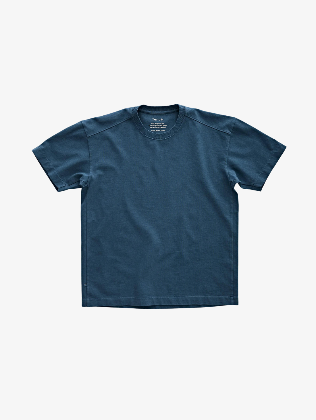 Tenue. - Bruce Tee