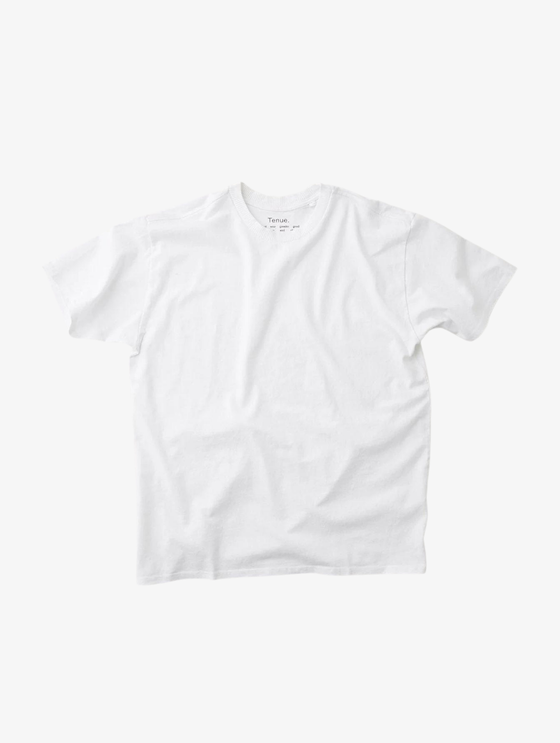 Tenue. - Bruce Tee